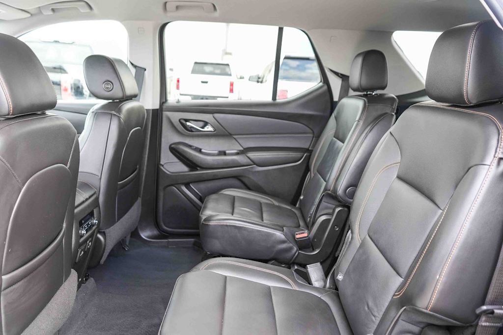 Thumbnail: 2021 Chevrolet Traverse - 11