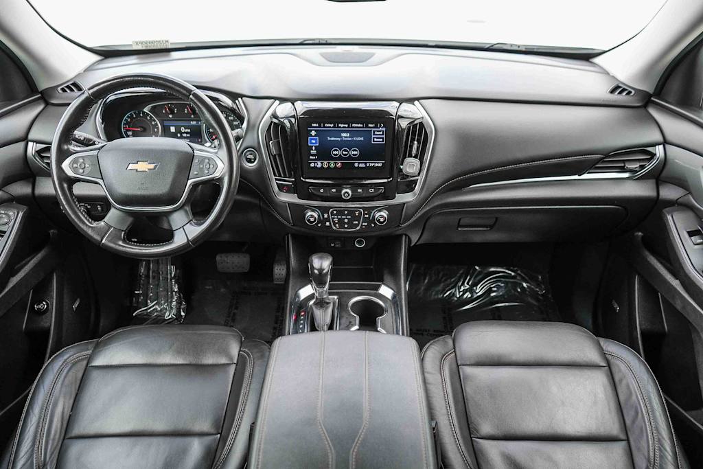 Thumbnail: 2021 Chevrolet Traverse - 2