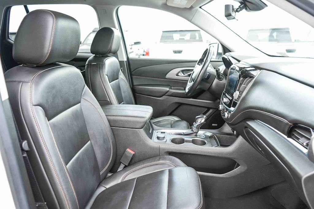 Thumbnail: 2021 Chevrolet Traverse - 9