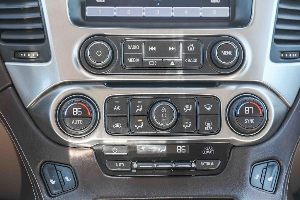 Thumbnail: 2015 Chevrolet Tahoe - 22