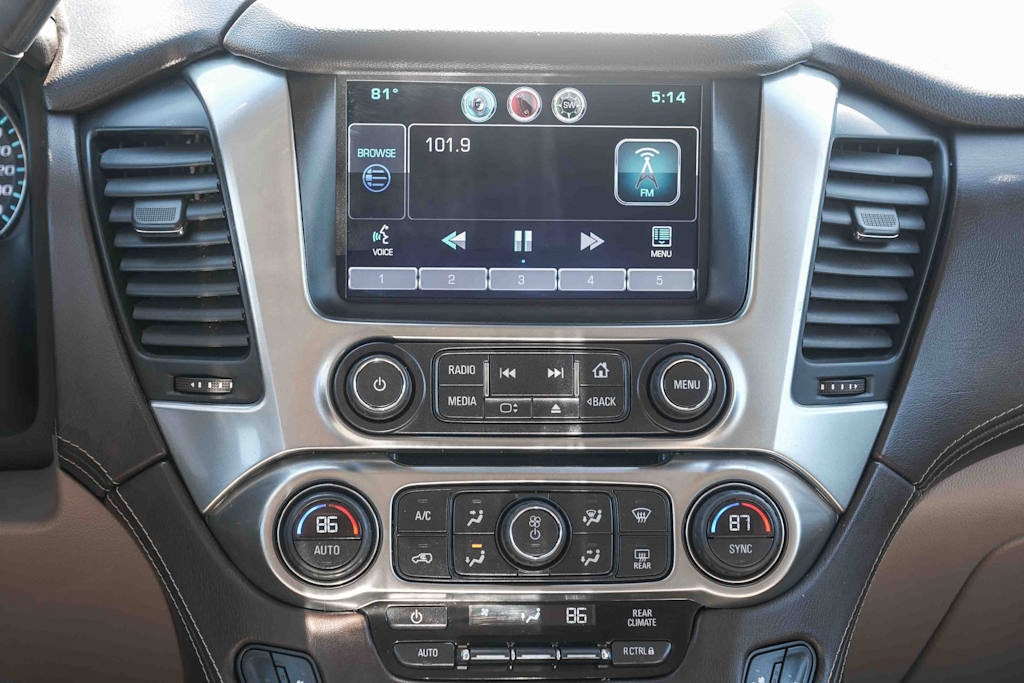 Thumbnail: 2015 Chevrolet Tahoe - 13