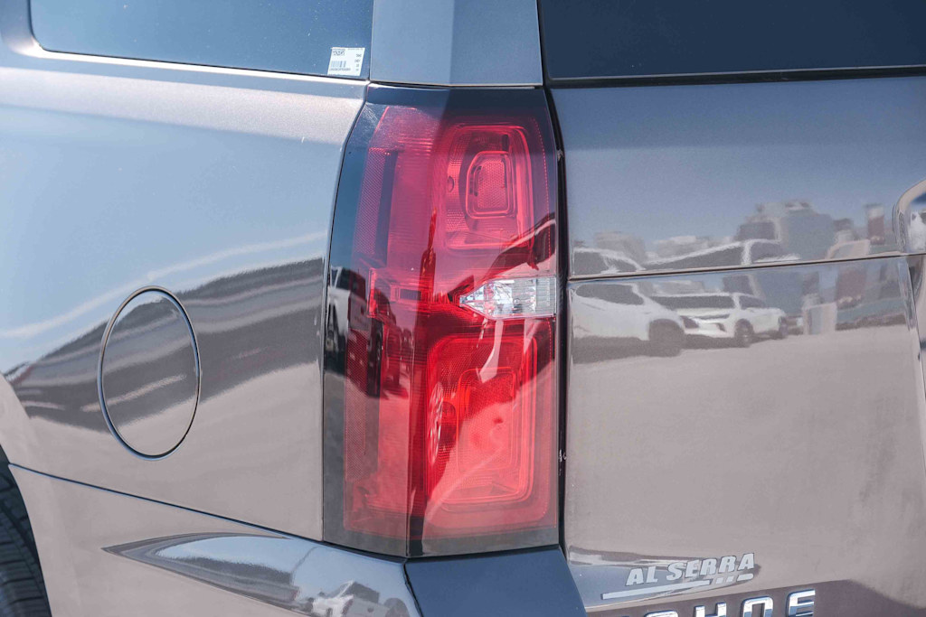 Thumbnail: 2015 Chevrolet Tahoe - 18