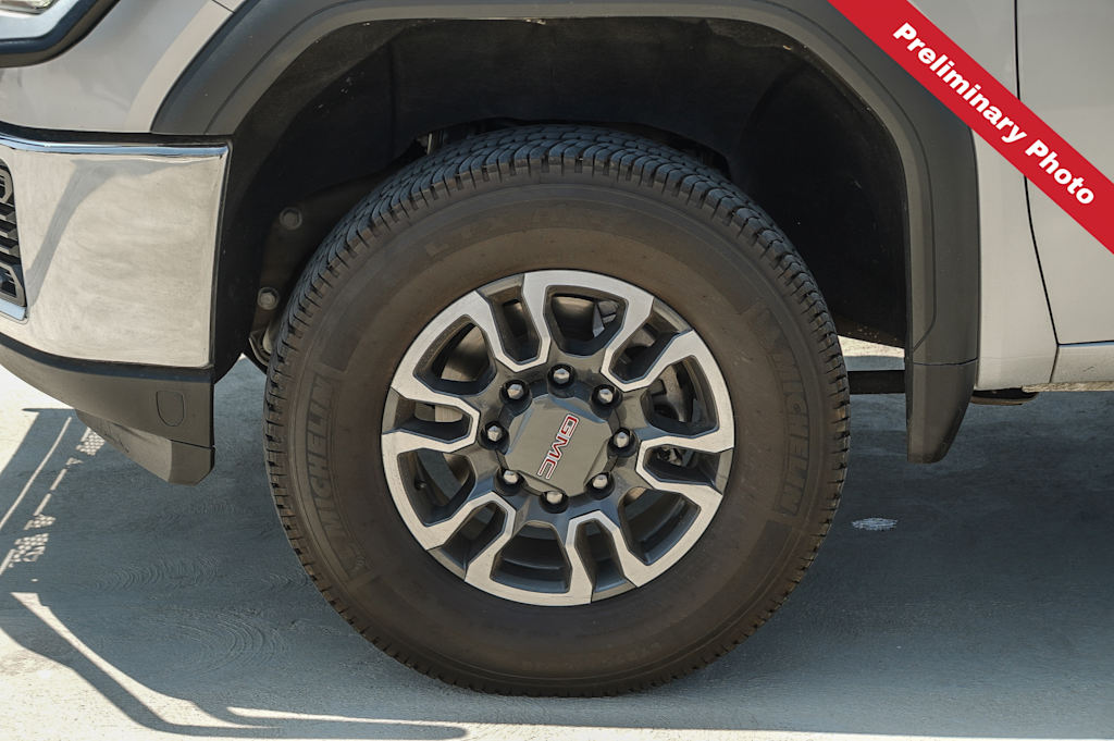 Thumbnail: 2021 GMC Sierra 3500 - 17