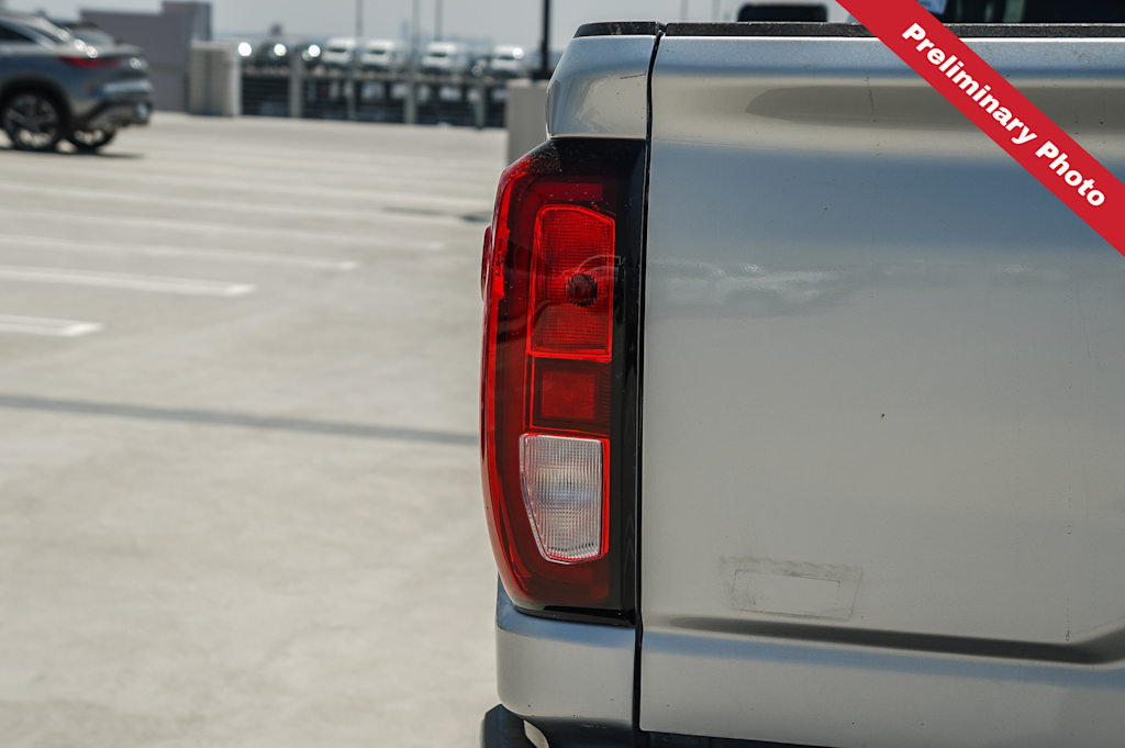 Thumbnail: 2021 GMC Sierra 3500 - 16
