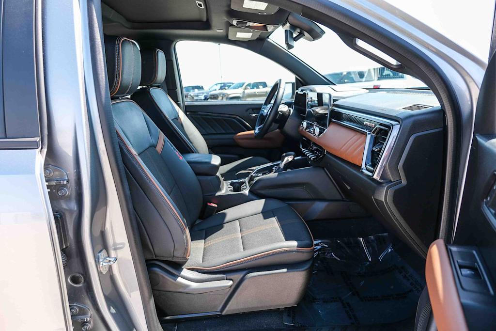 Thumbnail: 2023 GMC Canyon - 9