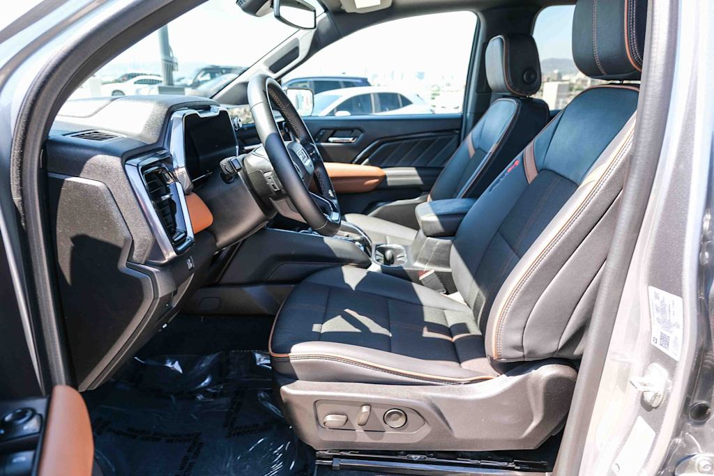 Thumbnail: 2023 GMC Canyon - 10