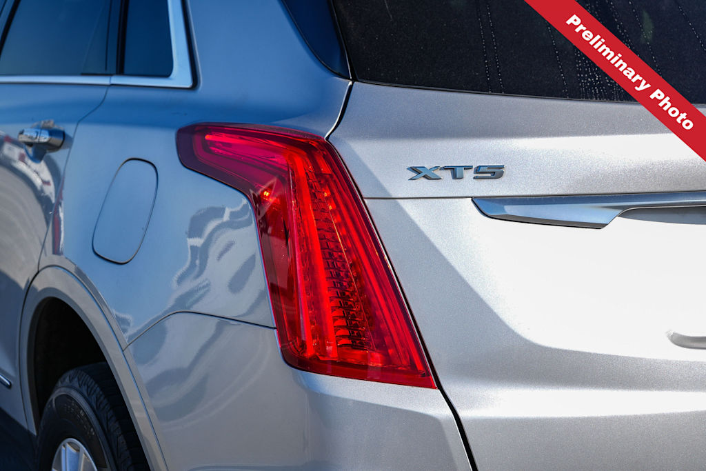 Thumbnail: 2019 Cadillac XT5 - 18