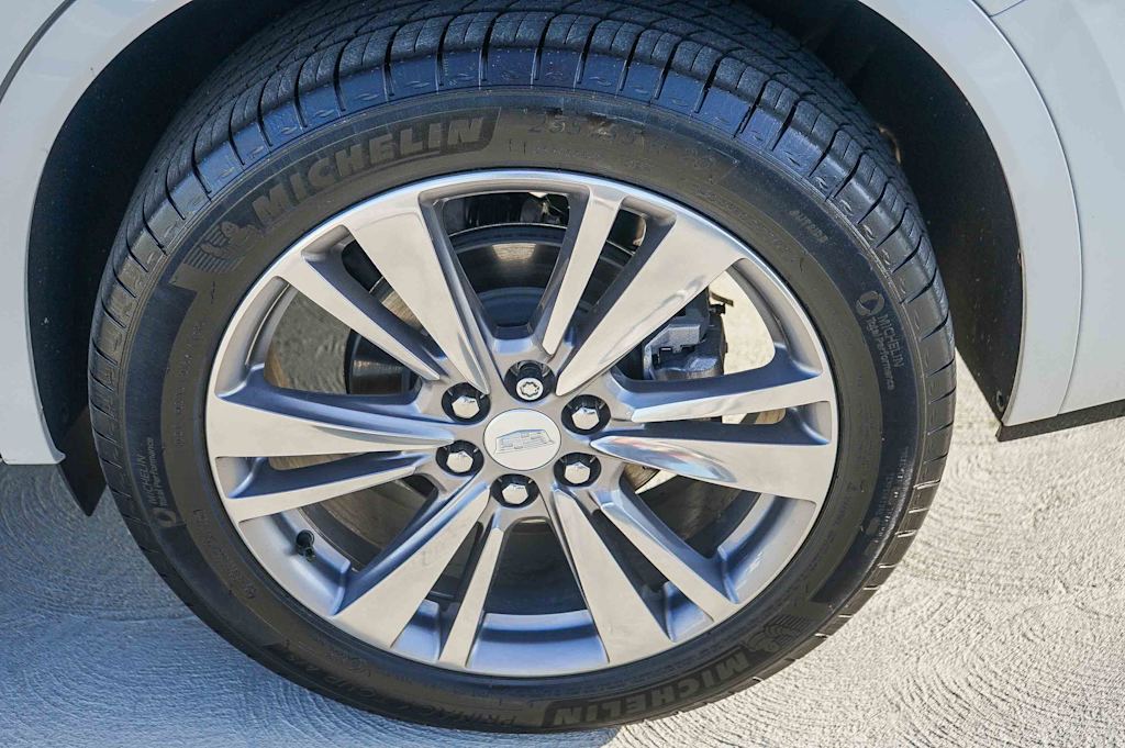 Thumbnail: 2025 Cadillac XT6 - 6