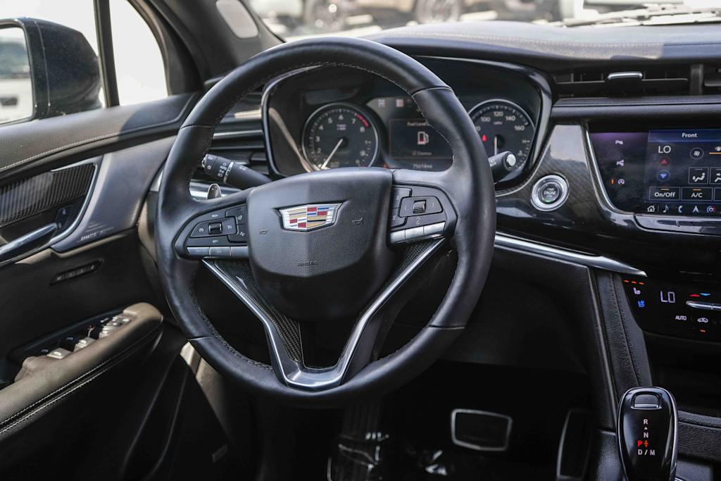 Thumbnail: 2020 Cadillac XT6 - 13
