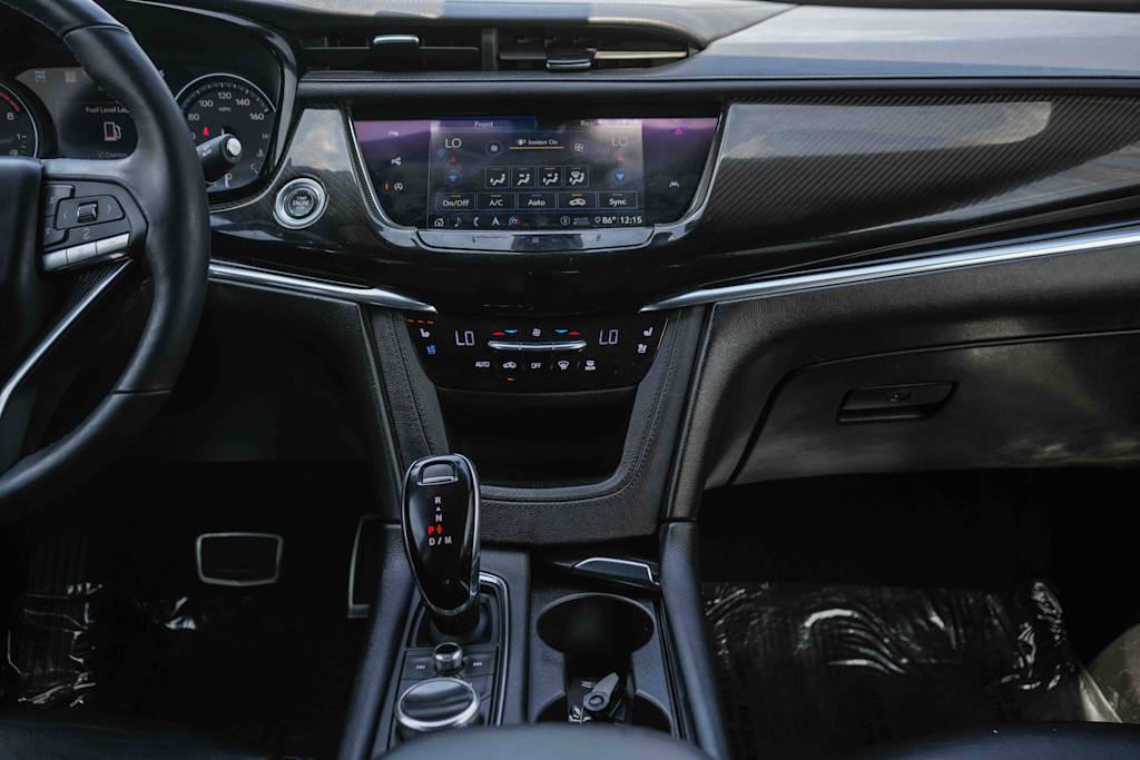 Thumbnail: 2020 Cadillac XT6 - 9