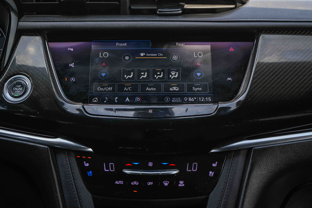 Thumbnail: 2020 Cadillac XT6 - 14