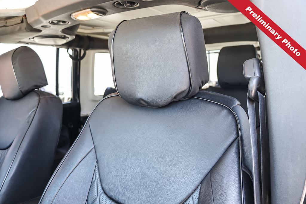 Thumbnail: 2010 Jeep Wrangler - 18