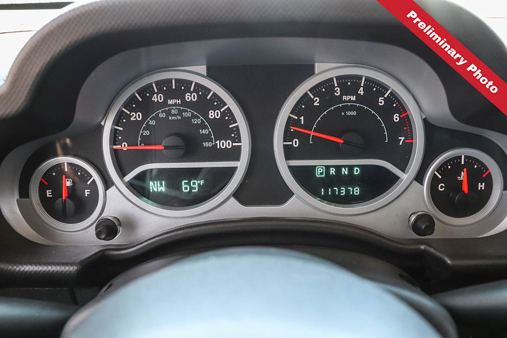 Thumbnail: 2010 Jeep Wrangler - 12