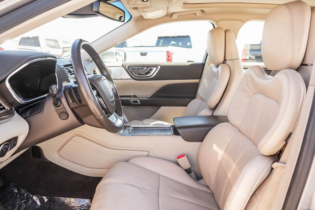 Thumbnail: 2020 Lincoln Continental - 10