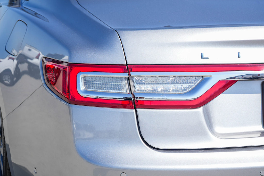 Thumbnail: 2020 Lincoln Continental - 20