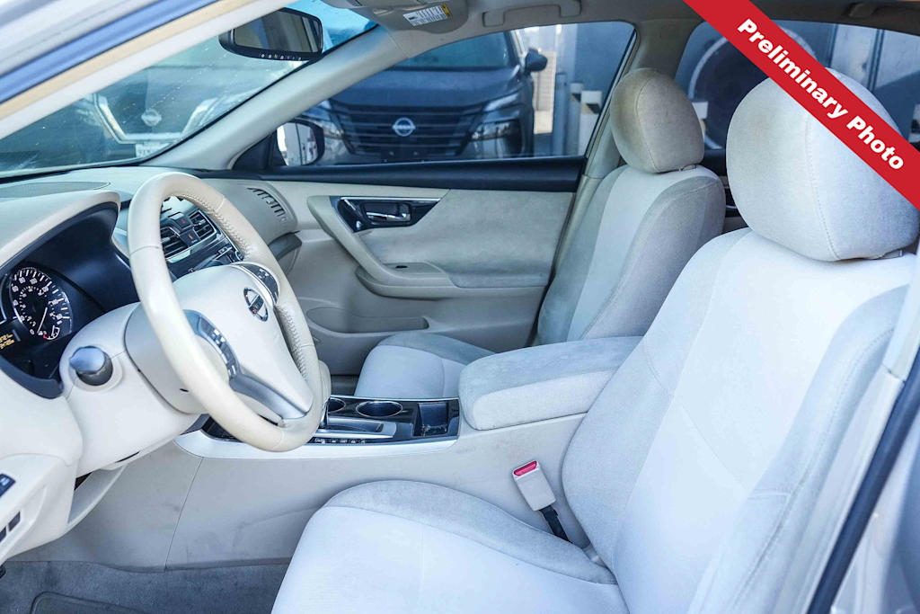 Thumbnail: 2013 Nissan Altima - 8
