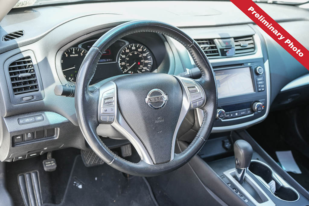 Thumbnail: 2016 Nissan Altima - 2