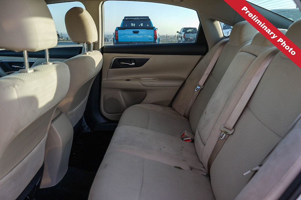 Thumbnail: 2015 Nissan Altima - 8