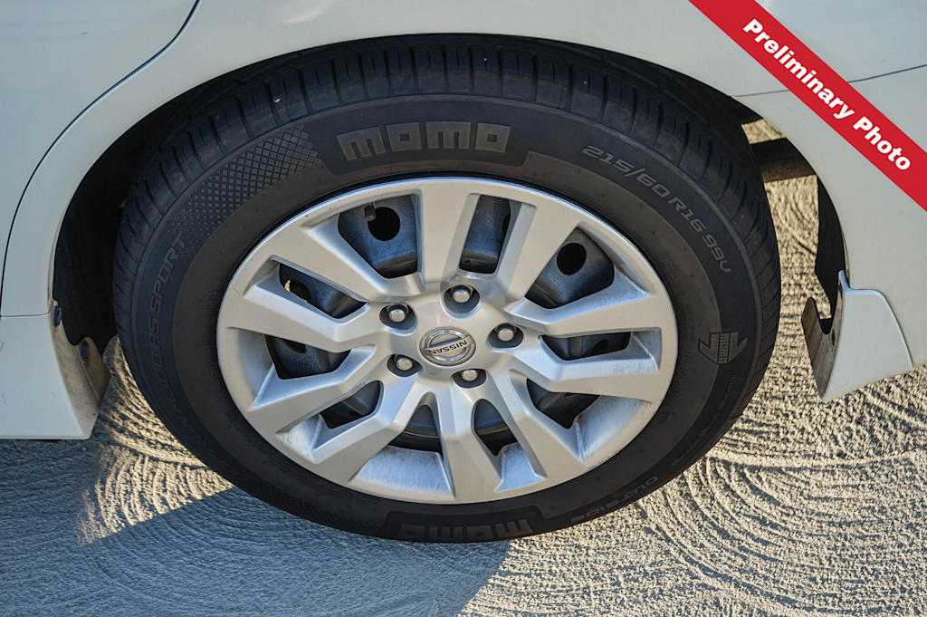 Thumbnail: 2015 Nissan Altima - 6