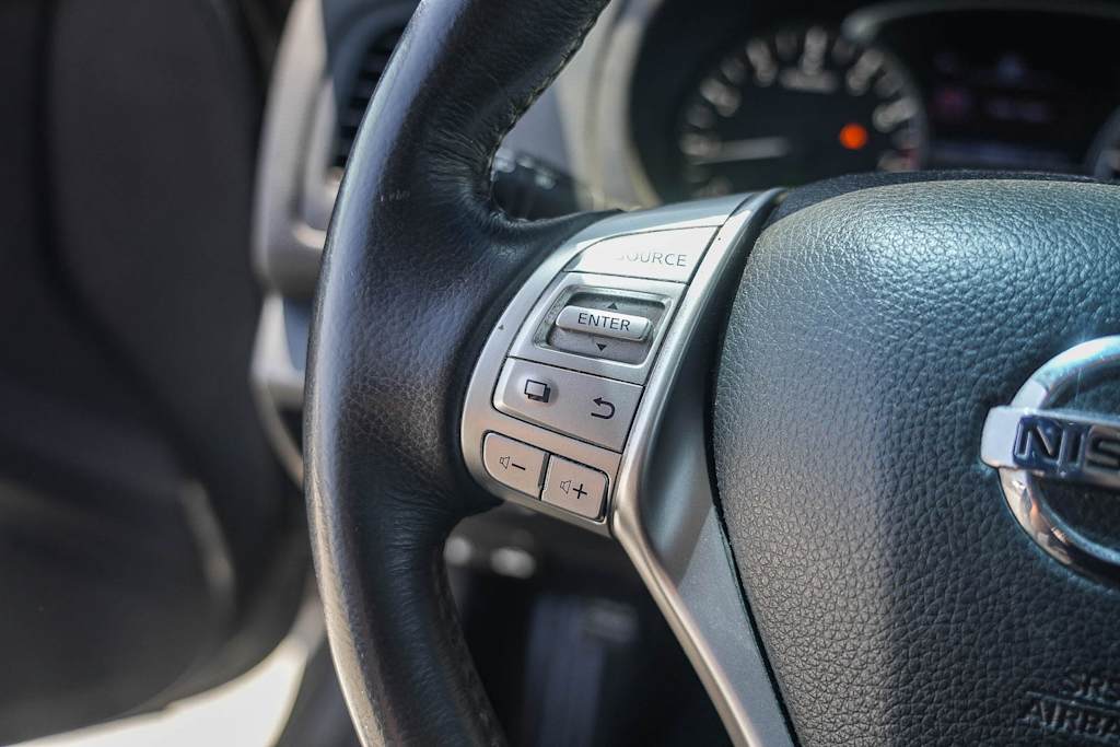 Thumbnail: 2018 Nissan Altima - 26
