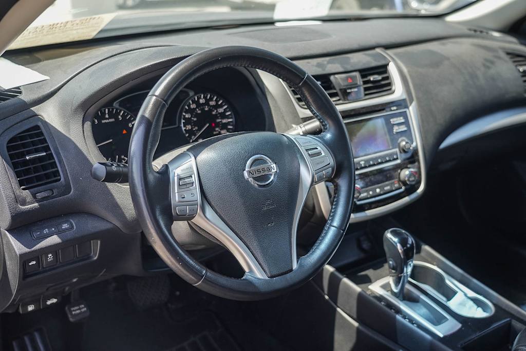 Thumbnail: 2018 Nissan Altima - 2