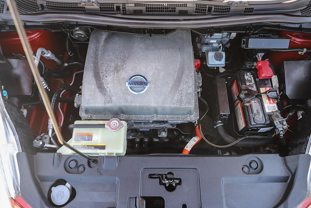 Thumbnail: 2013 Nissan Leaf - 7