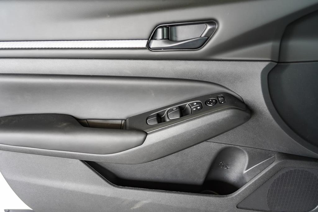 Thumbnail: 2025 Nissan Altima - 21