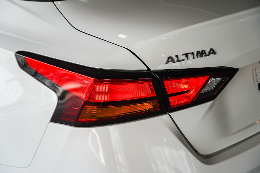 Thumbnail: 2025 Nissan Altima - 18