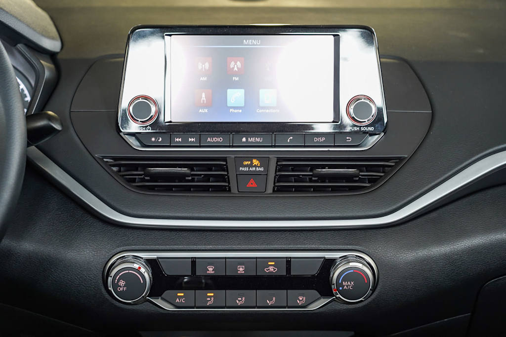 Thumbnail: 2025 Nissan Altima - 13