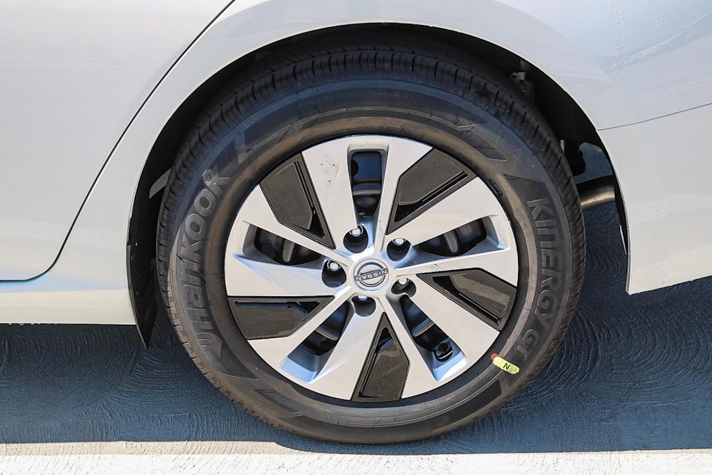 2025 Nissan Altima S 7