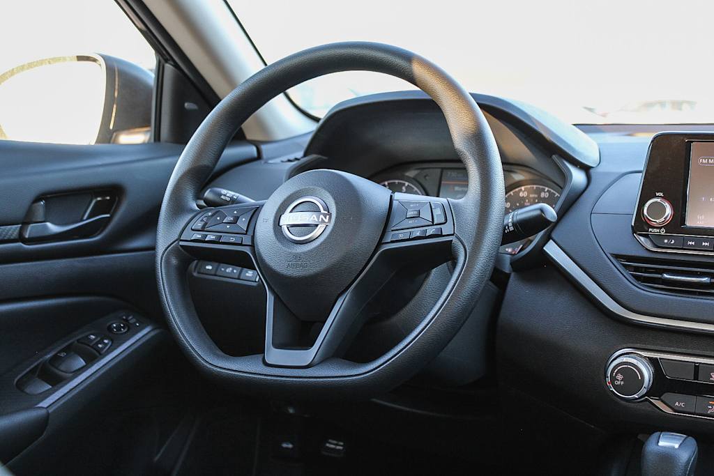 2025 Nissan Altima S 9