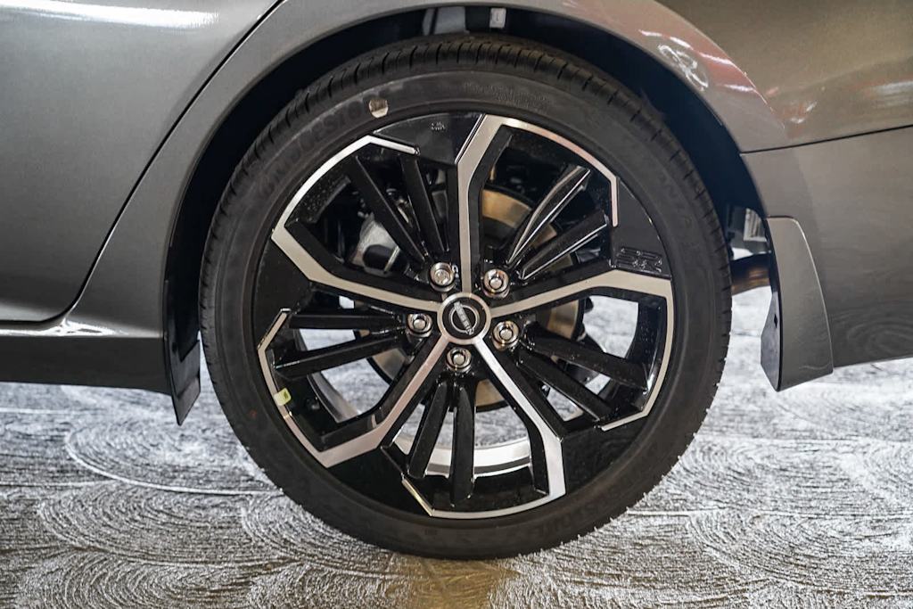 Thumbnail: 2025 Nissan Altima - 19