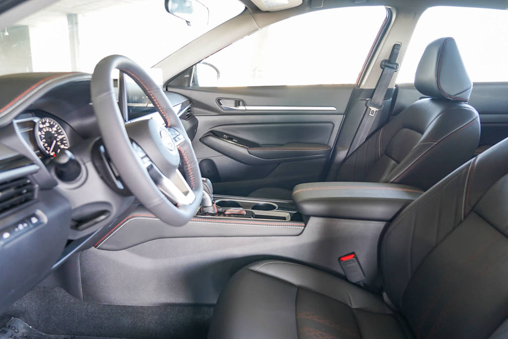 Thumbnail: 2024 Nissan Altima - 8