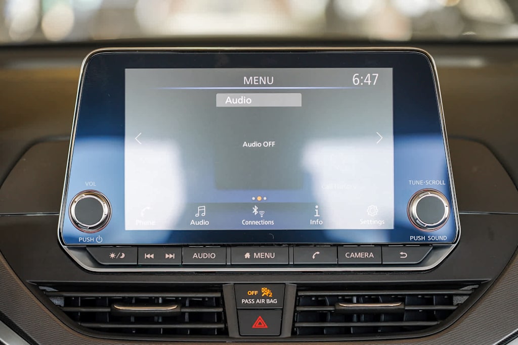 Thumbnail: 2025 Nissan Altima - 21