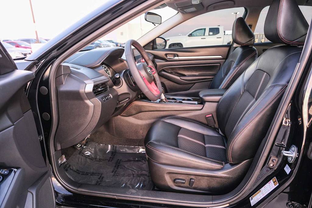 Thumbnail: 2024 Nissan Altima - 11