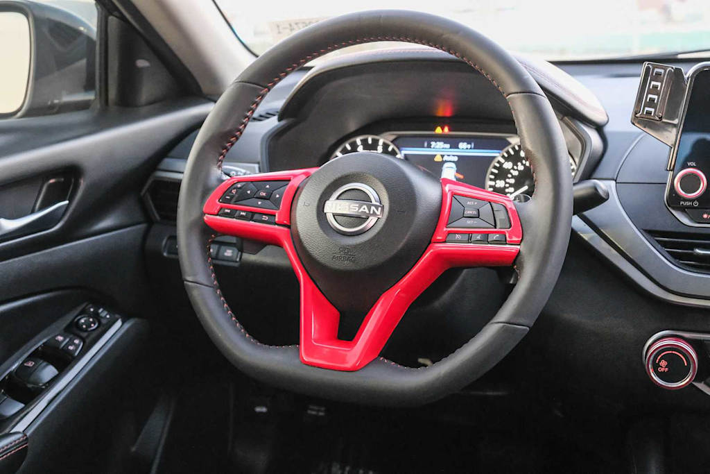 Thumbnail: 2024 Nissan Altima - 9