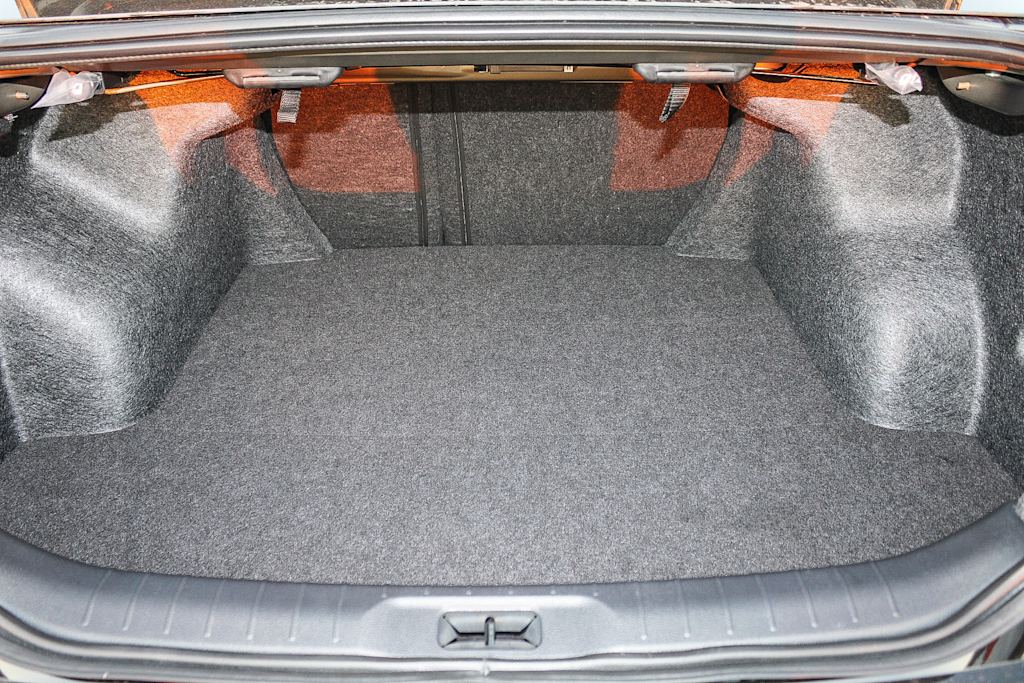 Thumbnail: 2025 Nissan Altima - 27