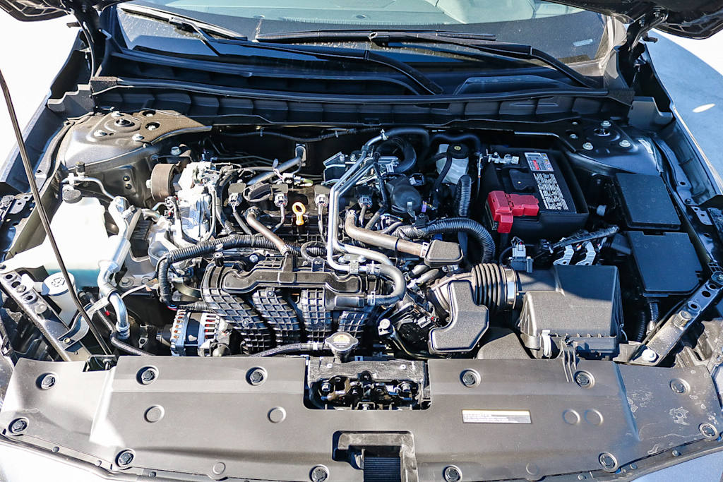 Thumbnail: 2025 Nissan Altima - 8