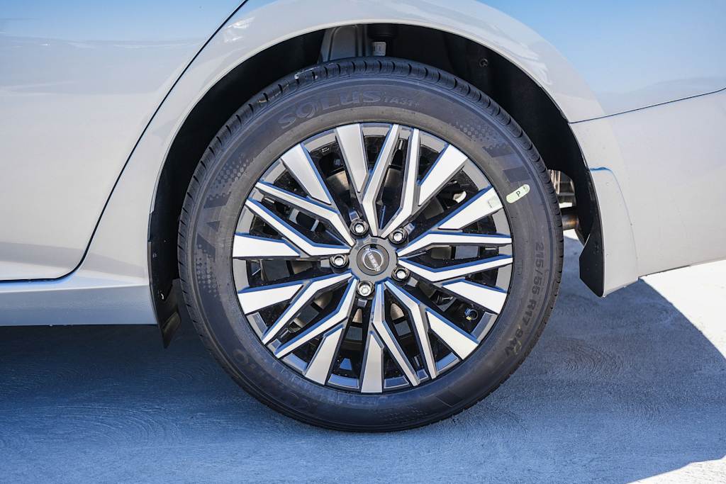 Thumbnail: 2026 Nissan Altima - 6