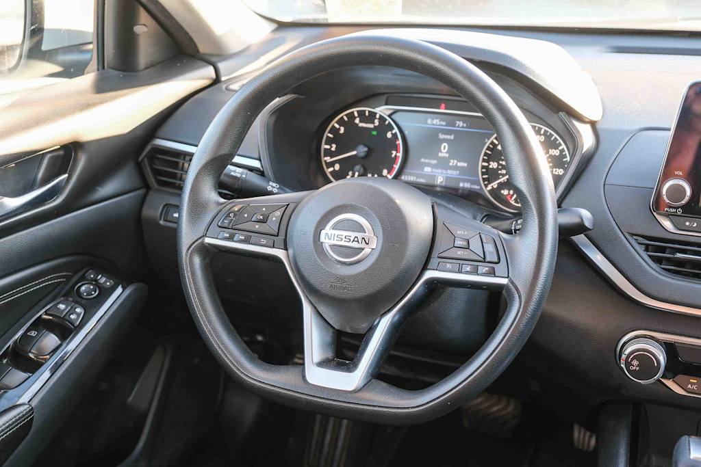 Thumbnail: 2021 Nissan Altima - 8