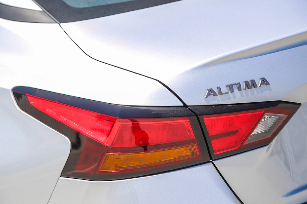 Thumbnail: 2025 Nissan Altima - 20