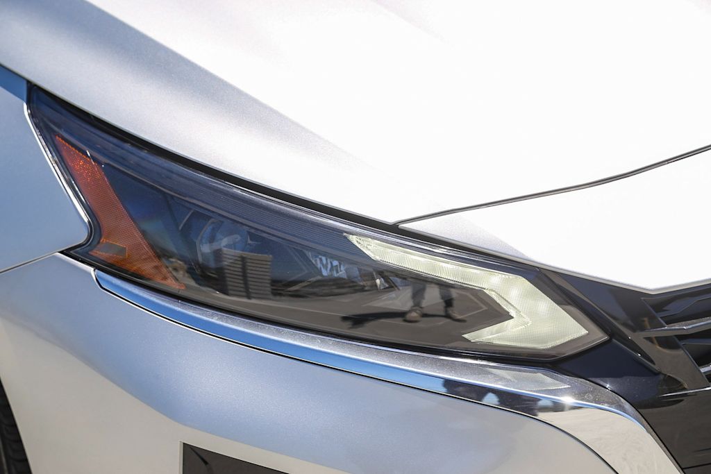 Thumbnail: 2025 Nissan Altima - 17