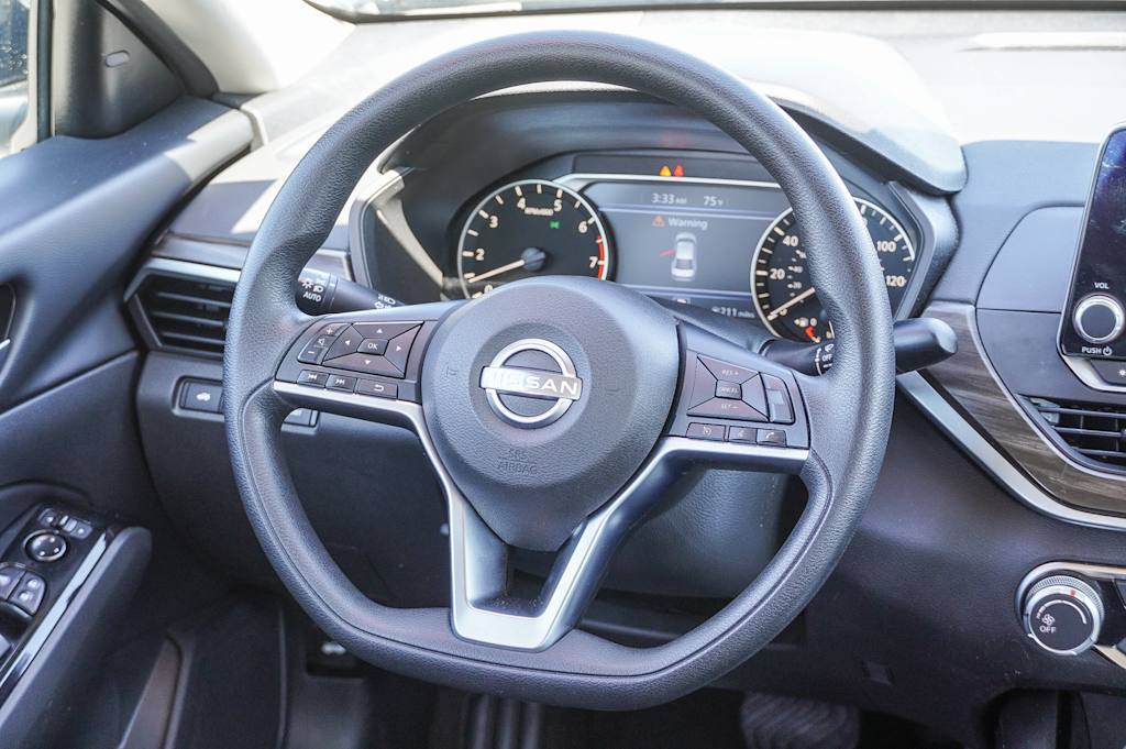 Image 9 of 2023 Nissan Altima