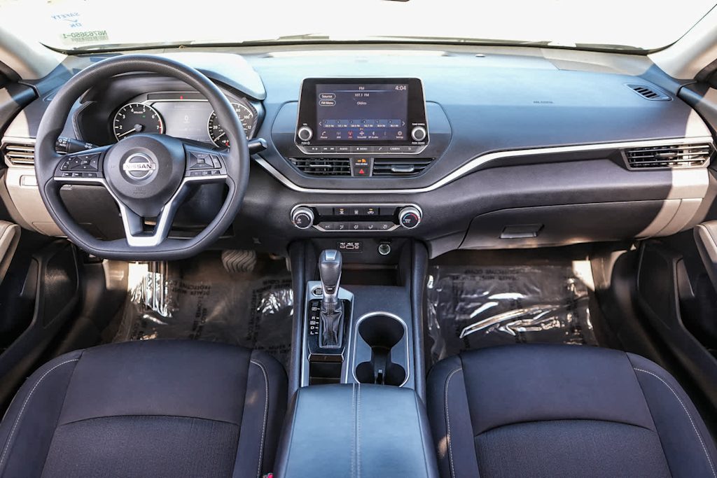 Thumbnail: 2022 Nissan Altima - 2