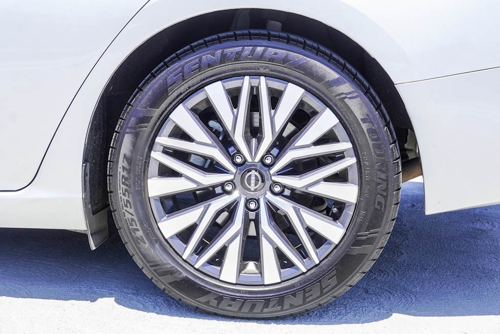 Image 7 of 2023 Nissan Altima