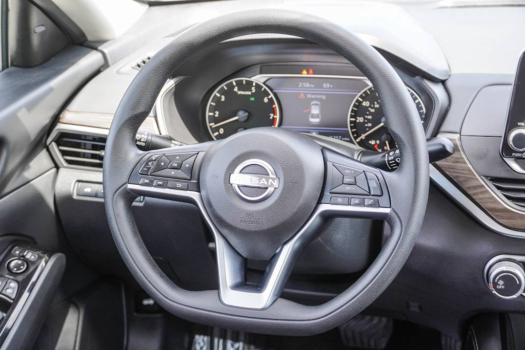 Image 9 of 2023 Nissan Altima