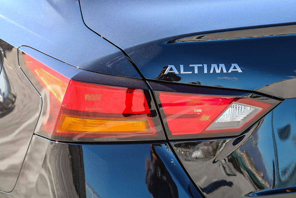 Thumbnail: 2025 Nissan Altima - 18