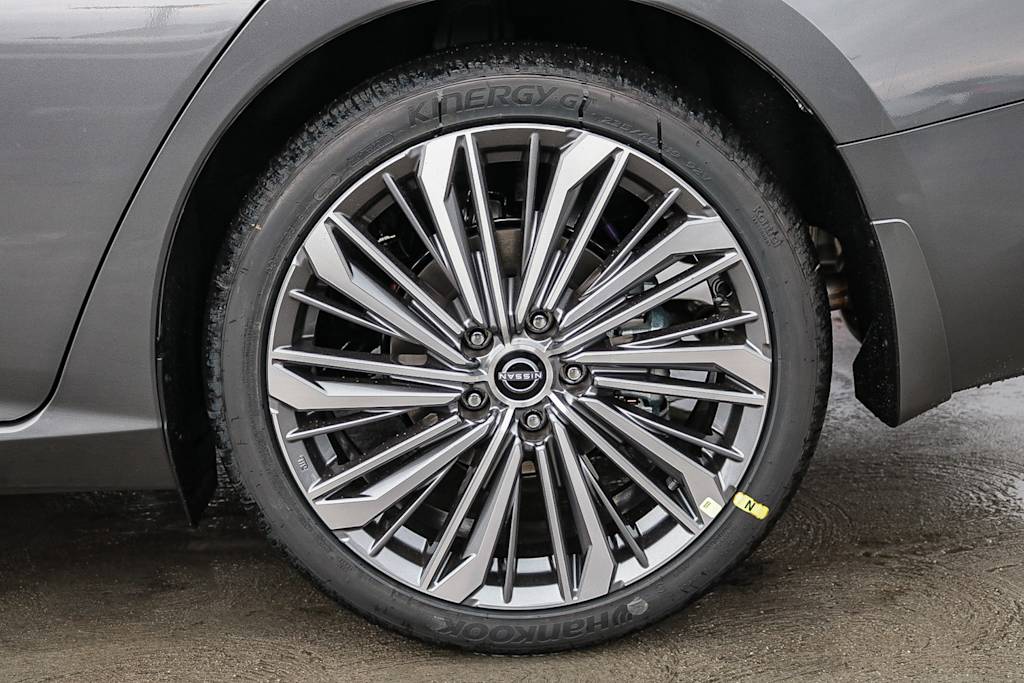 Thumbnail: 2025 Nissan Altima - 6