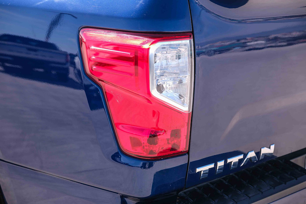 Thumbnail: 2021 Nissan Titan - 18