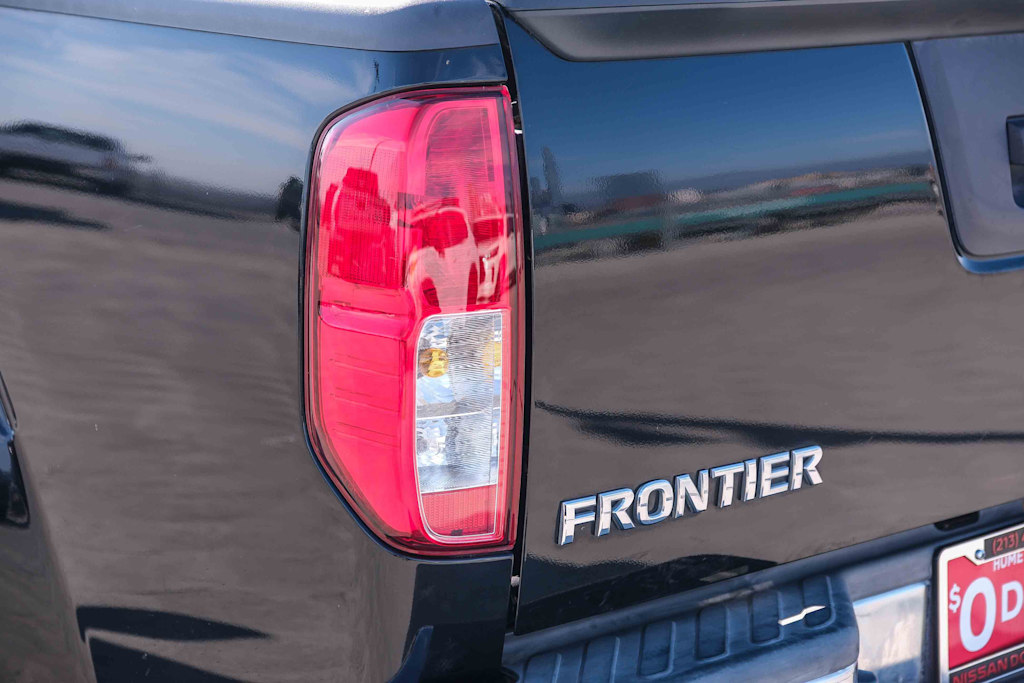 Thumbnail: 2018 Nissan Frontier - 18